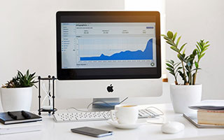 2-22-2！德甲也疯狂：两大黑马狂飙，争四乱了：药厂争欧冠资格陷被动